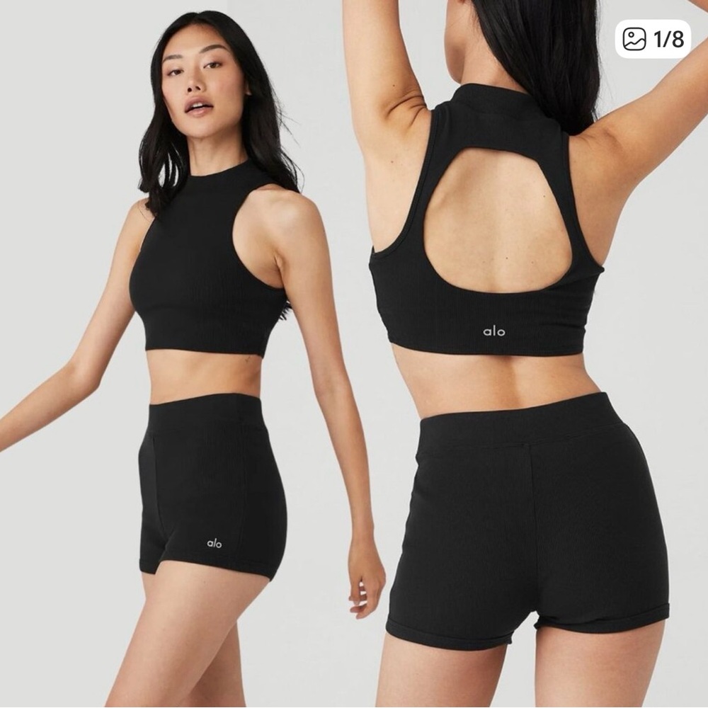 Alo goddess ribbed black top